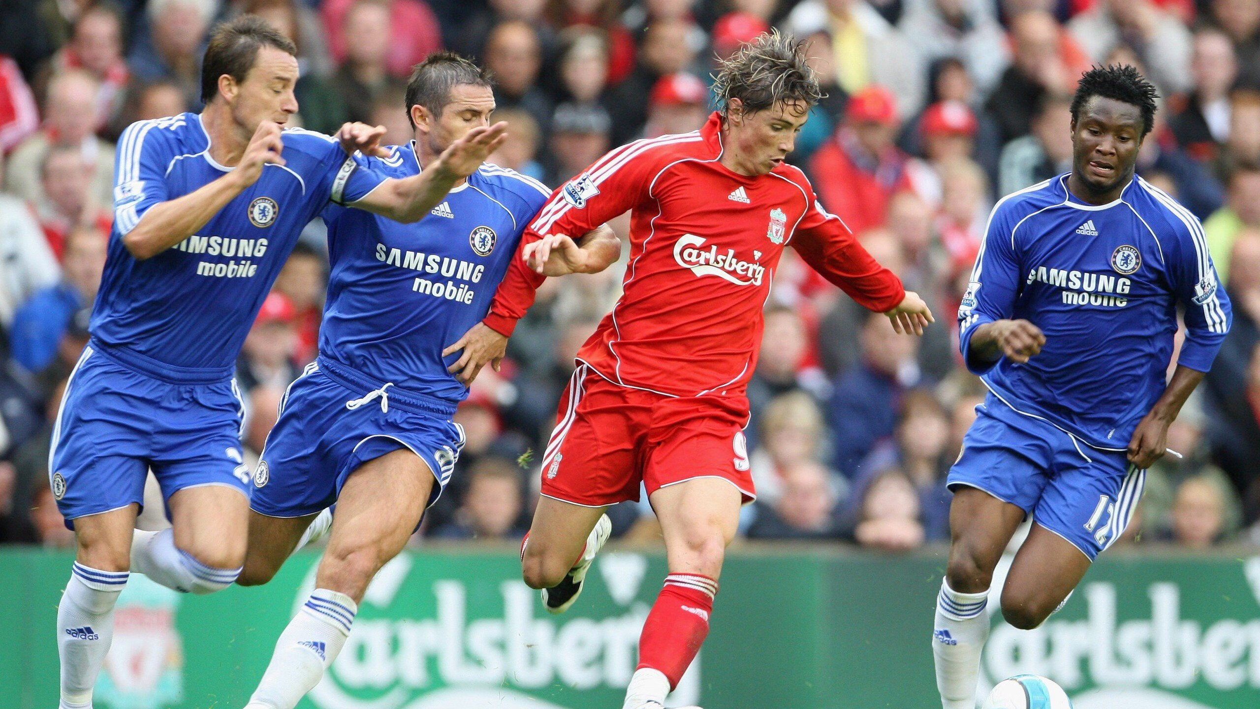 开云体育中国官网-策略与意志的胜利，哈斯险胜梅赛德斯，勒克莱尔率队登顶的启示